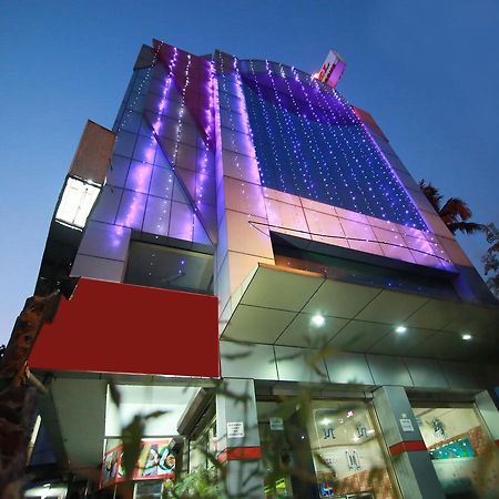 Oyo 4824 Hotel Star Kochi Luaran gambar