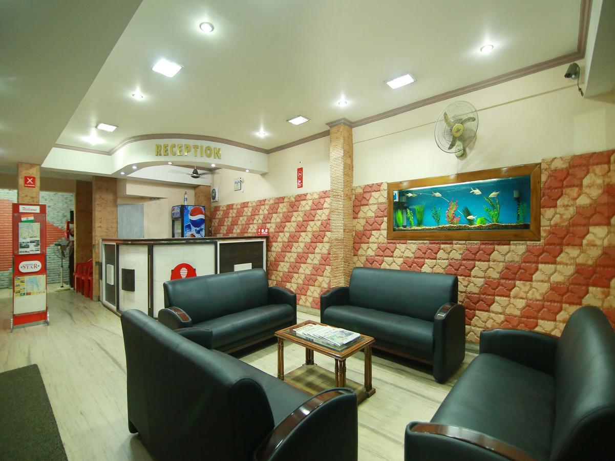 Oyo 4824 Hotel Star Kochi Luaran gambar